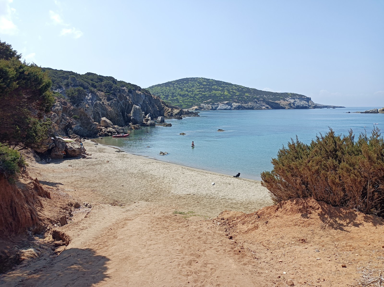 Foto von Limanaki Beach befindet sich in natürlicher umgebung