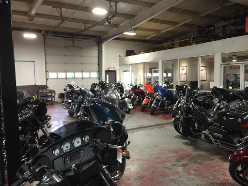 Motorcycle Dealer «Phantom Harley-Davidson», reviews and photos, 291 N Cypress Dr, Manteno, IL 60950, USA