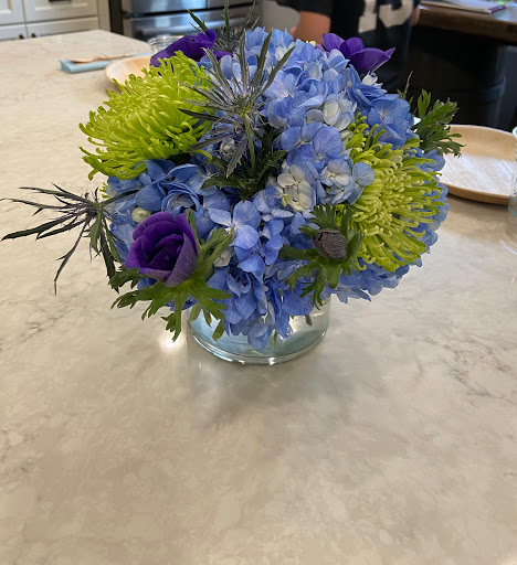 Gift Shop «In Bloom, Flowers and Gifts», reviews and photos, 1165 Old York Rd, Abington, PA 19001, USA