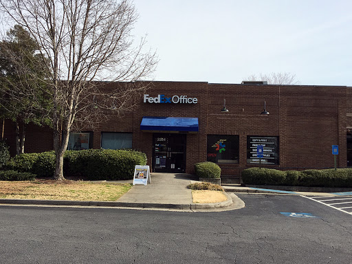 FedEx Office Print & Ship Center, 3384 Holcomb Bridge Rd, Norcross, GA 30092, USA, 