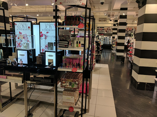 Cosmetics Store «SEPHORA», reviews and photos, 1205 Burlingame Ave, Burlingame, CA 94010, USA