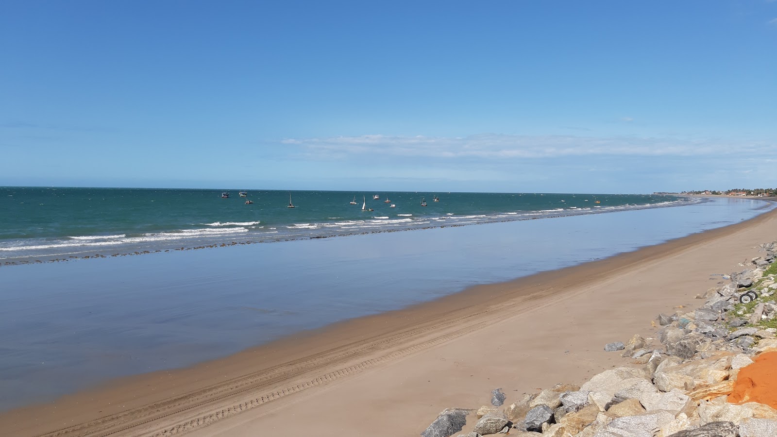 Zdjęcie Plaża Barrinha z powierzchnią jasny piasek