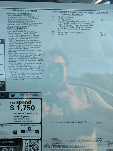 Toyota Dealer «Toyota Of Whittier», reviews and photos, 14577 Whittier Blvd, Whittier, CA 90605, USA