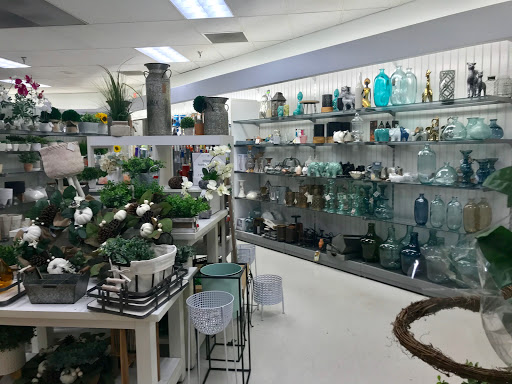 Department Store «Marshalls», reviews and photos, 3855 E Foothill Blvd, Pasadena, CA 91107, USA