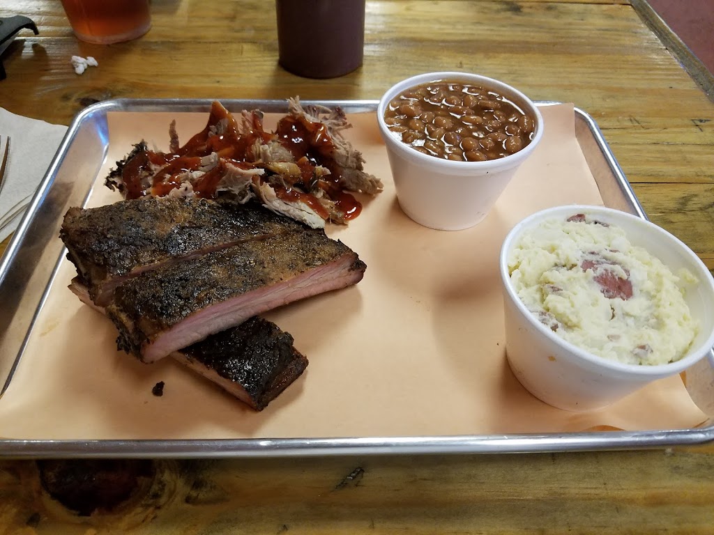 Due South Grill & BBQ 36509