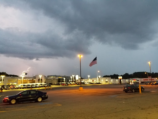 Liquor Store «Austin Liquors», reviews and photos, 117 Gold Star Blvd, Worcester, MA 01606, USA