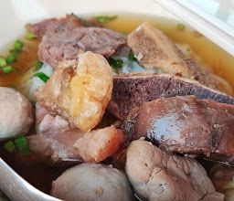 ก๋วยเตี๋ยวเนื้อเจ้อ่า photo