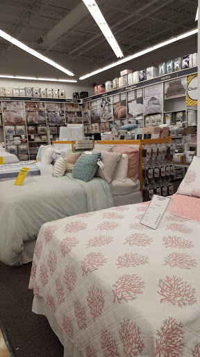 Department Store «Bed Bath & Beyond», reviews and photos, 197 Golden Isles Plaza, Brunswick, GA 31520, USA