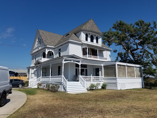 W.D. Dickinson: Farm, House, Mercantile