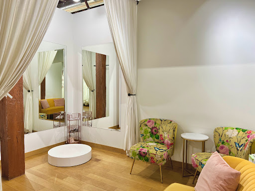 Bridal Shop «Ania Bridal», reviews and photos, 521 SW 11th Ave #100, Portland, OR 97205, USA