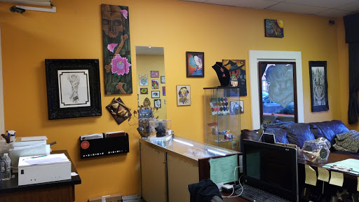 Body Piercing Shop «Hydravolve Studios Tattoo and Body Piercing», reviews and photos, 409 N White Horse Pike, Somerdale, NJ 08083, USA