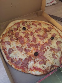 Plats et boissons du Pizzeria CASA TOP PIZZA à Cousance - n°1