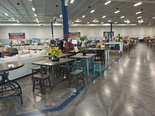 Outlet Store «Rooms To Go Outlet Furniture Store - Pearl River», reviews and photos, 63295 Old Military Rd, Pearl River, LA 70452, USA