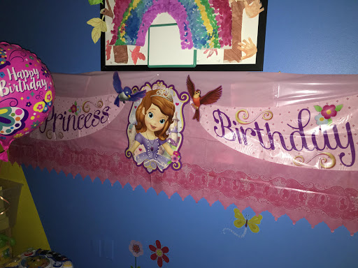 Day Care Center «Sun Daycare», reviews and photos, 24 Winesap Rd, Bothell, WA 98012, USA