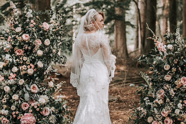 The Flower Alchemist