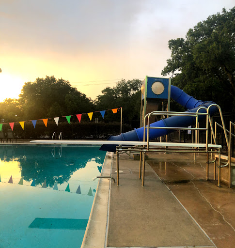 Evergreen and Elaine Wood Therapy Pool Complex