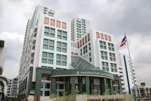 Phramongkutklao Hospital image