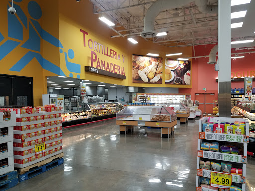 Grocery Store «El Super», reviews and photos, 1251 E Southern Ave, Mesa, AZ 85204, USA