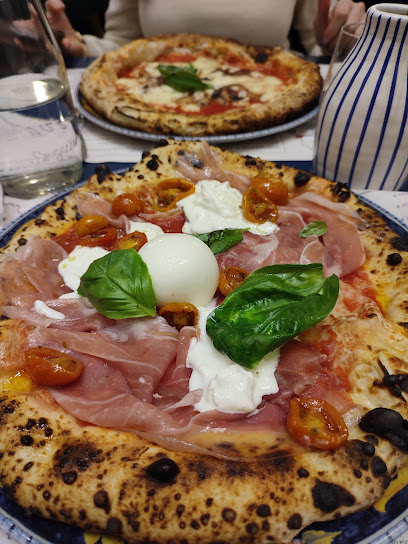 Pizzeria Bella ,mbriana Trento - Via Livio Marchetti, 11, 38122 Trento TN, Italy