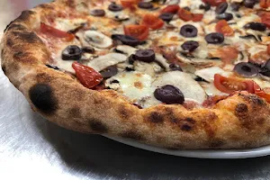 Gusto Più Pizzeria image