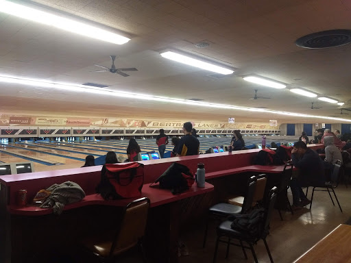 Bowling Alley «Bertrand Bowling Lanes Inc», reviews and photos, 2616 Washington St, Waukegan, IL 60085, USA
