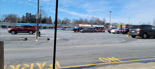 Shopping Mall «Manor Shopping Center», reviews and photos, 1234 Millersville Pike, Lancaster, PA 17603, USA