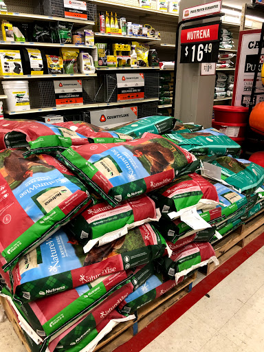 Home Improvement Store «Tractor Supply Co.», reviews and photos, 540 Water St #100, Chardon, OH 44024, USA