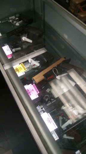 Sporting Goods Store «Big 5 Sporting Goods - Glendale», reviews and photos, 144 N Central Ave, Glendale, CA 91203, USA