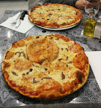 Plats et boissons du Pizzeria Chez Sauveur à Castellane - n°3