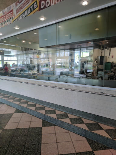 Bakery «Krispy Kreme Doughnuts», reviews and photos, 16415 NW Cornell Rd, Beaverton, OR 97006, USA