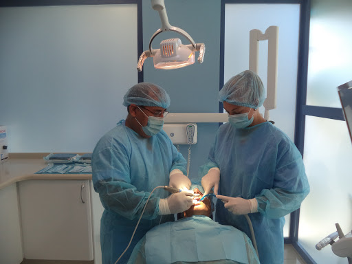 Información y opiniones sobre CEOP – Centro de Especialidades Odontológicas Premium de Cádiz