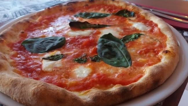 La Piazzetta Pizzeria Italiana - Lagos