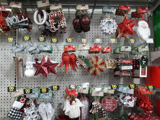 Discount Store «Dollar General», reviews and photos, 321 St Charles Rd, Villa Park, IL 60181, USA