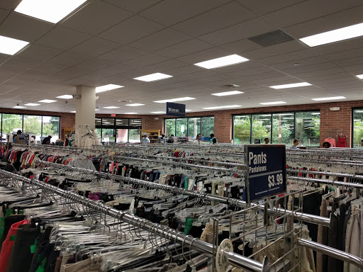 Thrift Store «Goodwill Retail Store», reviews and photos, 514 Waughtown St, Winston-Salem, NC 27127, USA