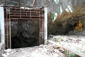 Tham Wai cave. image
