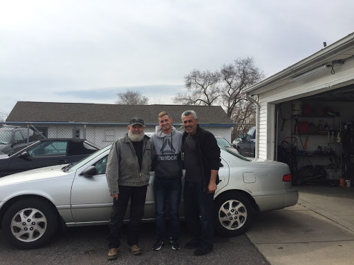 Used Car Dealer «Rite On Auto Sales», reviews and photos, 4680 W Jefferson Ave, Ecorse, MI 48229, USA