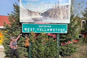 Yellowstone Tours image