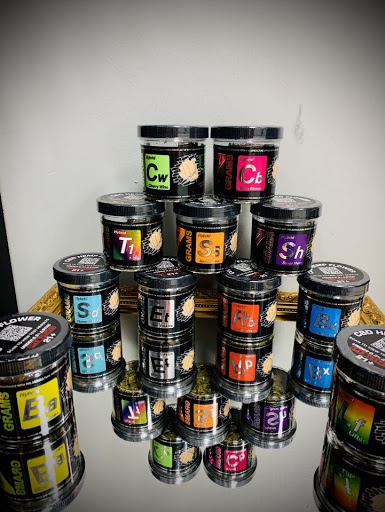 Tobacco Shop «Pine-Apple Xpress Smoke Shop Vape Shop, & Hookahs Sugar Land», reviews and photos, 10701 W Bellfort Ave b182, Houston, TX 77099, USA