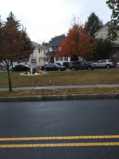 Park «DeHart Park», reviews and photos, 120 Burnett Ave, Maplewood, NJ 07040, USA