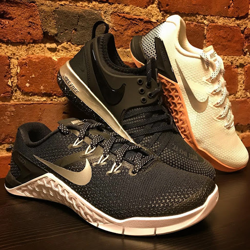 Running Store «Road Runner Running Store», reviews and photos, 3002 W Cary St, Richmond, VA 23221, USA