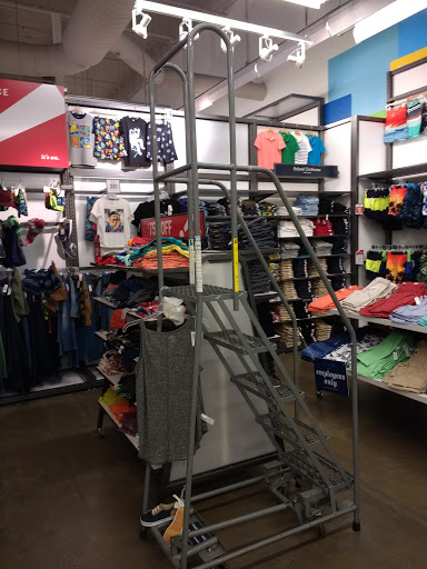 Clothing Store «Old Navy», reviews and photos, 9155 W Stockton Blvd, Elk Grove, CA 95758, USA