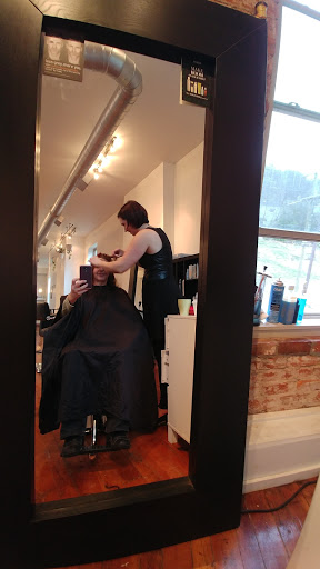 Hair Salon «Benefit Salon and Spa», reviews and photos, 3913 Eastern Ave, Cincinnati, OH 45226, USA