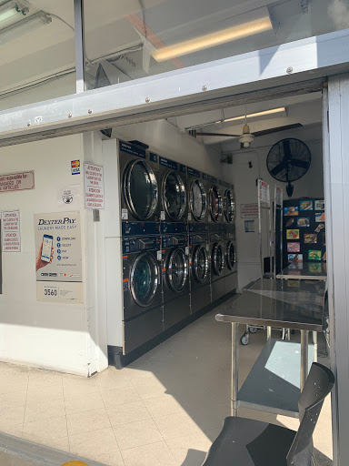 Laundromat «City Wide Coin Laundry», reviews and photos, 2625 Coral Way, Miami, FL 33145, USA