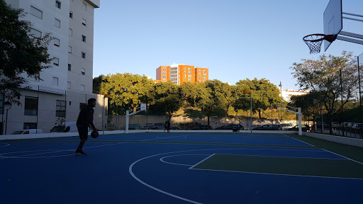 Campo de basquetebol Laranjeiras