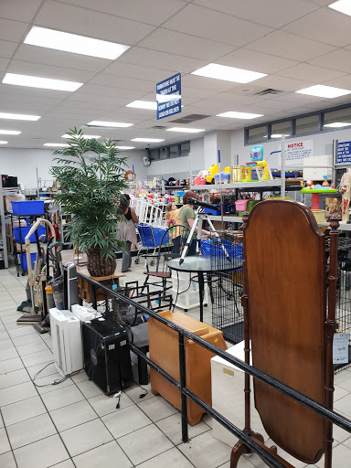 Thrift Store «Community Thrift Store», reviews and photos, 3016 Freedom Dr, Charlotte, NC 28208, USA