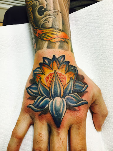 Tattoo Shop «Inklightened Tattoo & Piercing», reviews and photos, 416 Rahway Ave, Elizabeth, NJ 07202, USA