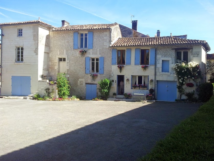 La Maison du Bonheur à Bourg-Charente (Charente 16)
