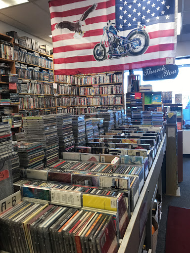 Used Book Store «Second Edition Books», reviews and photos, 6490 Dobbin Rd, Columbia, MD 21045, USA