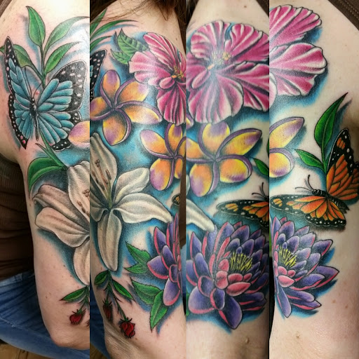 Tattoo Shop «BAY CITY TATTOO INC», reviews and photos, 1632 E 7th Ave, Tampa, FL 33605, USA