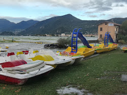 Foto von Sassabanek Sporting Lido mit geräumige küstenlinie